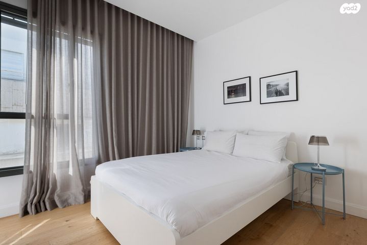 גג/ פנטהאוז, הפרחים, קרית הפרחים - 2005, רעננה