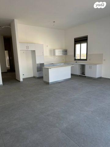 גג/ פנטהאוז