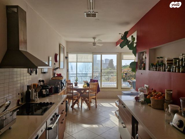 דירה, נווה יהודה, רחובות