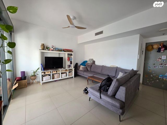 דירה, חסידי האומות 24, מכללת תל אביב יפו, דקר, תל אביב יפו