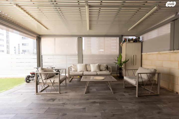 דירה, השחף, החותרים, טירת כרמל