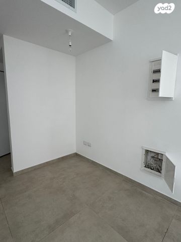 דירה, איתמר, חרוזים, רמת גן