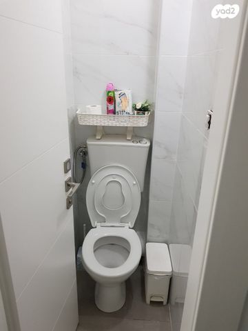 דירה, שדרות בר אילן 24, דרום מערב ותיק, בת ים