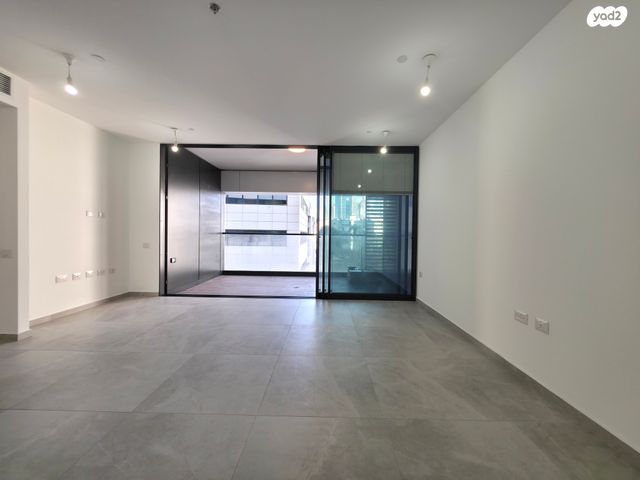 דירה, תוצרת הארץ 5, נחלת יצחק, תל אביב יפו