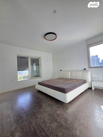 גג/ פנטהאוז, צמרות איילון, פארק צמרת, תל אביב יפו