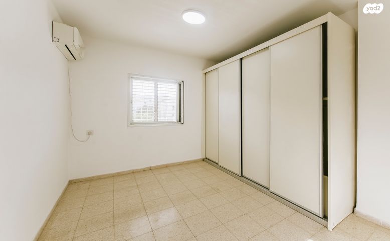 דירה, חנה רובינא, הדר גנים, פתח תקווה