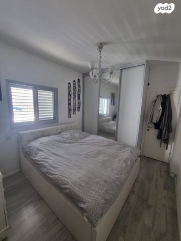 דירה, שדרות בר אילן 24, דרום מערב ותיק, בת ים