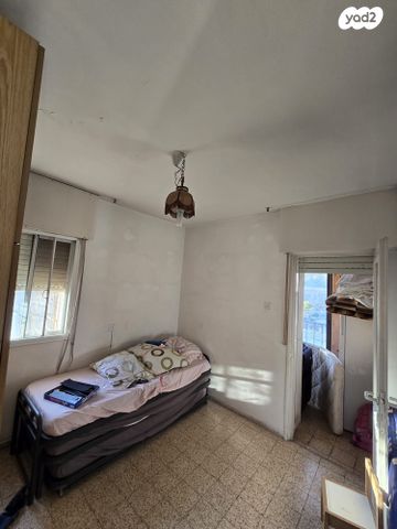 גג/ פנטהאוז, עליית הנוער, רמות, ירושלים