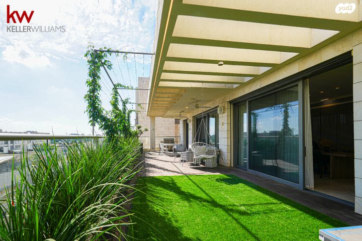 גג/ פנטהאוז, המעלות, רעננה