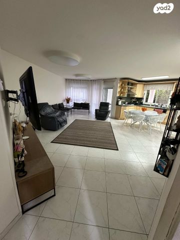 דירת גן, נהריה