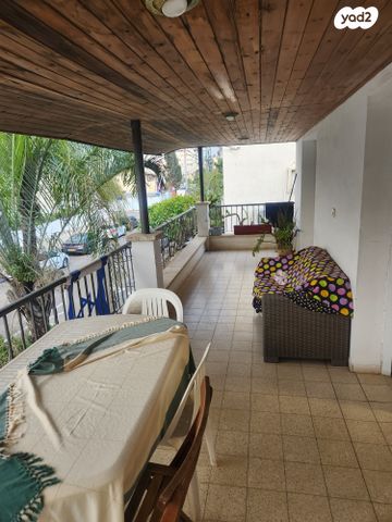 דו משפחתי, ליאון בלום 22, מרכז, קרית עבודה, חולון