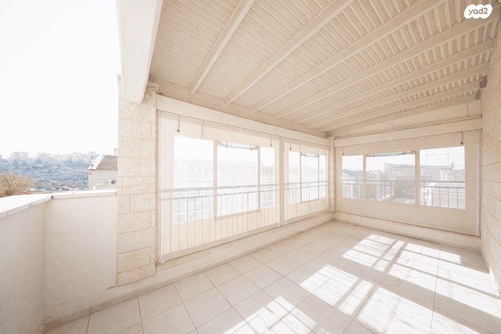 טריפלקס, טבריה, רמת הנחלים / רמת בית שמש א', בית שמש