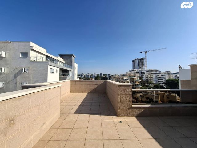 גג/ פנטהאוז, אחד העם 37, עיר, מרכז העיר, נהריה