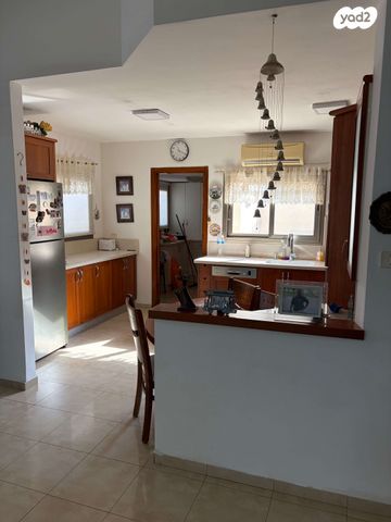 בית פרטי/ קוטג', מיתר / כרמית