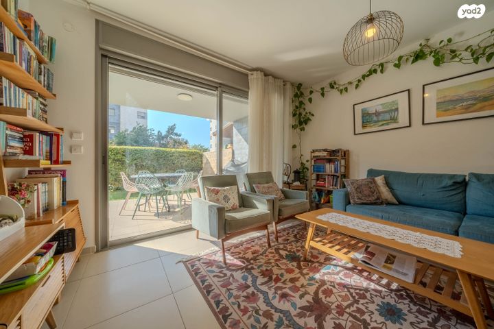 דירת גן, גפן 29, החורש, חריש