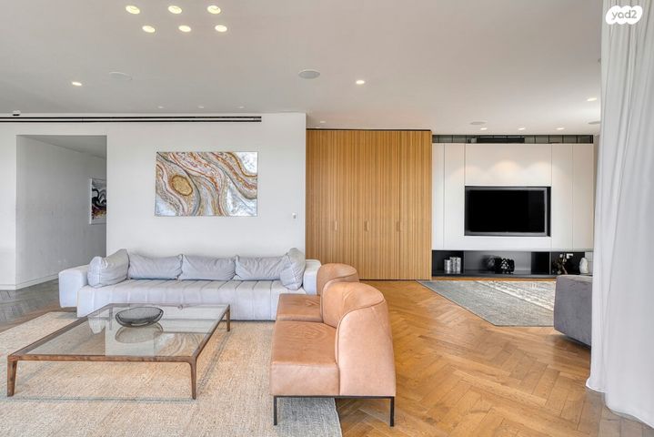 גג/ פנטהאוז, הפעמונים, קרית הפרחים - 2005, רעננה