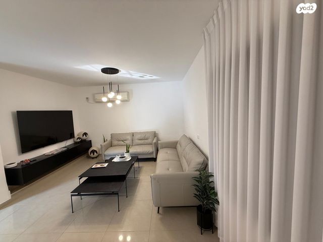 דירת גן, עולי הגרדום 15, שכונה ג', באר שבע