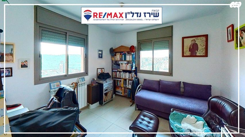 דירה, אברהם פררה 10, הולילנד, ירושלים