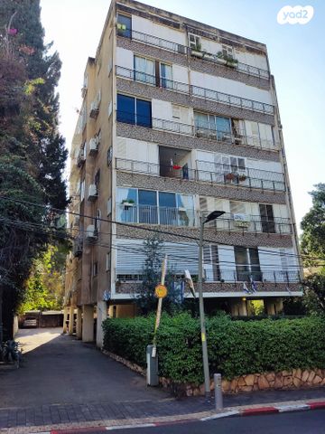 דירה, אלימלך 14, שכונת בן גוריון, מרכז העיר ג', רמת גן