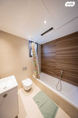 טריפלקס, נחל מטע, רמת הנחלים / רמת בית שמש א', בית שמש