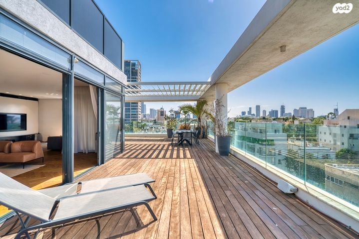 גג/ פנטהאוז, הפעמונים, קרית הפרחים - 2005, רעננה