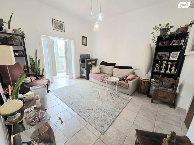 אבן גבירול 169