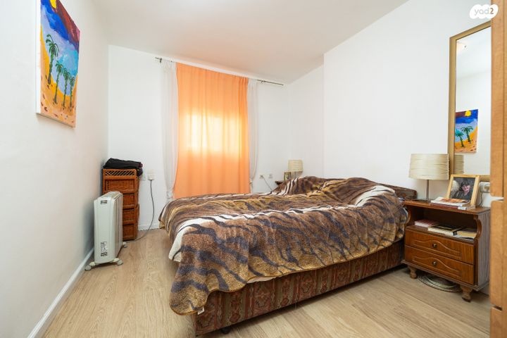 דירה, קורא הדורות, ירושלים