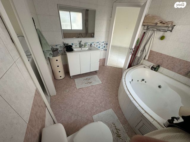 דירת גן, נהריה