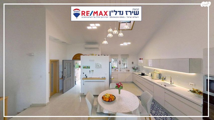 דו משפחתי, יצחק אולשן 19, רמות, ירושלים