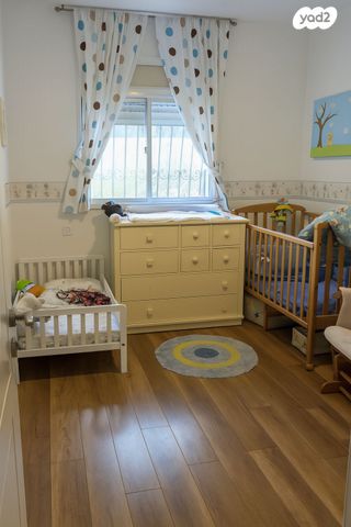 דירת גן, רעננה