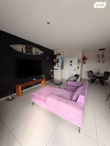 גג/ פנטהאוז, שקמים ואגמים, אשקלון