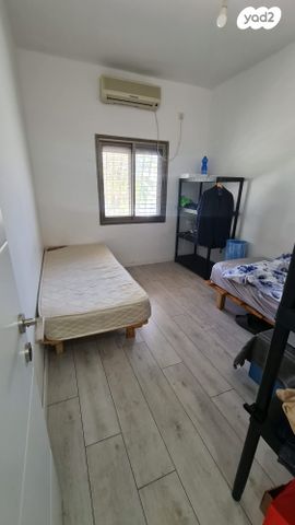 דירה, השלושה, בת ים