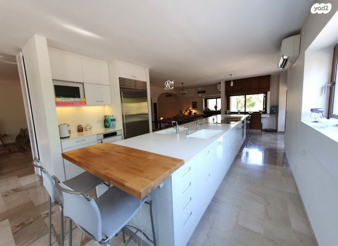 בית פרטי/ קוטג', סביון