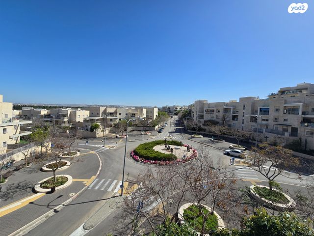 דירה, הכרמים, מודיעין מכבים רעות