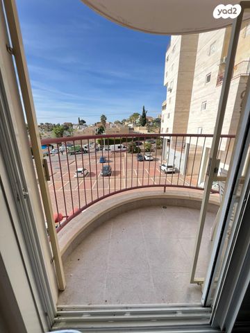 דירה, מבצע נחשון, שכונה ו', באר שבע