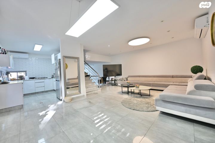 בית פרטי/ קוטג', האילתית, נווה ים, ראשון לציון