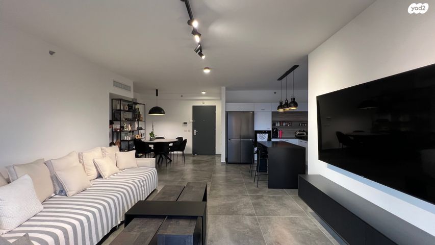 דירה, נרקיסים, ראשון לציון