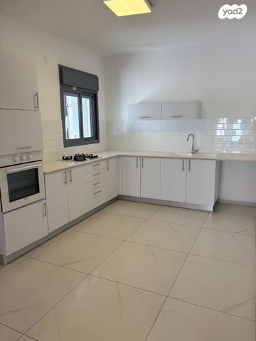 פסגת הדר / נווה עוז הירוקה