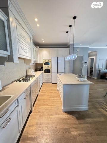 דירה, נווה גן, רמת השרון