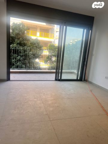 דירה, סמדר 2, שכונת הותיקים, רמת גן