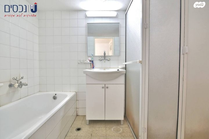 דירה, הנרייטה סולד 26, כרמל מרכזי - שד' קיש, חיפה