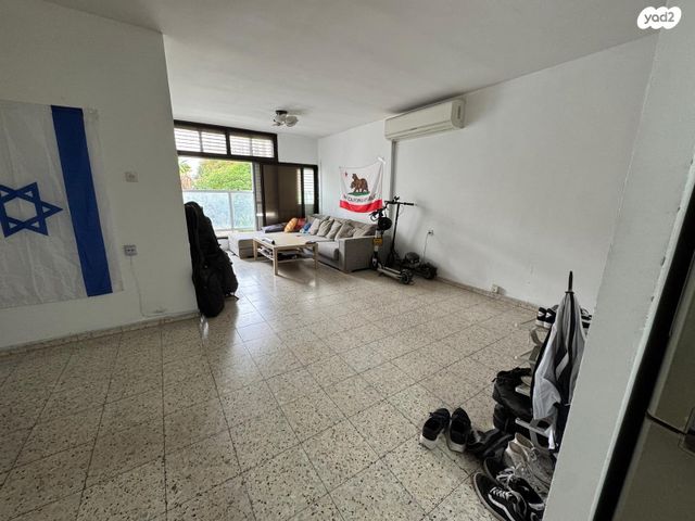 דירה, טירת צבי, נחלת יצחק, תל אביב יפו