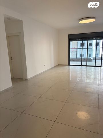 דירה, פסגת הדר / נווה עוז הירוקה, פתח תקווה