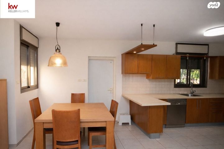 בית פרטי/ קוטג', בקעת רמון 7, הדרים, הדרים החדשה, כפר סבא