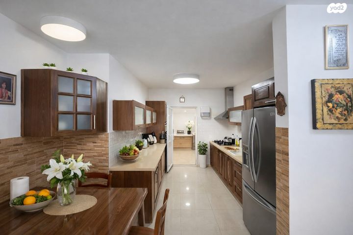 דירת גן, לח"י, שיכון עובדים, טבריה