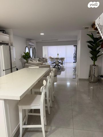 בית פרטי/ קוטג', אב, נווה הדרים, אשקלון