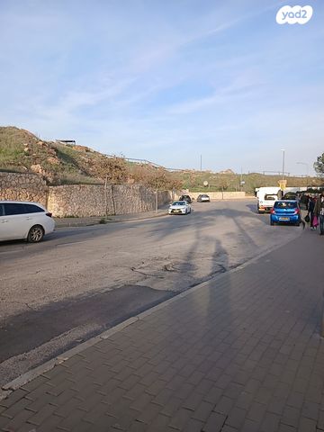 דירה, אבשלום חביב 34, ארמון הנציב, תלפיות מזרח, ירושלים