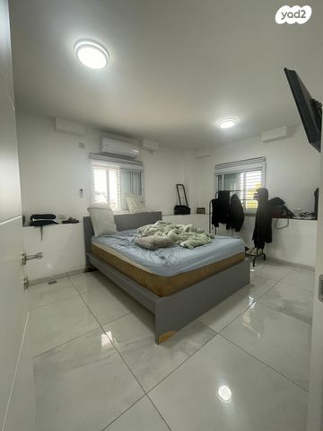 יחידת דיור, המגילה, ראשון לציון