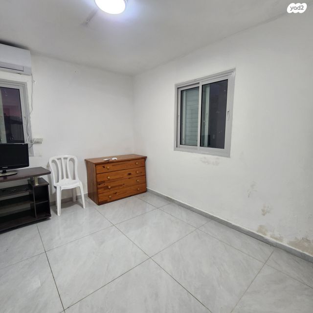 דירה, האורגים 10, הנביאים, בת ים