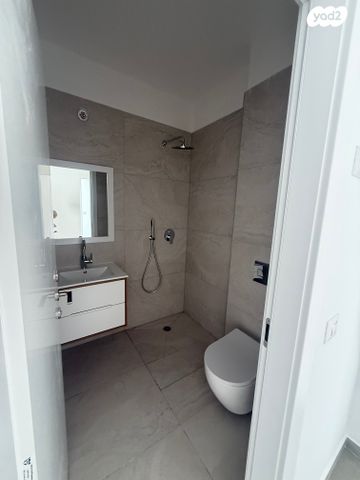 דירה, דניאל 3, ניצנה, בת ים